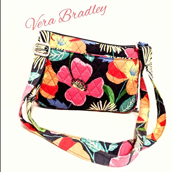 Vera Bradley Handbags - VERA BRADLEY LADIE'S PURSE